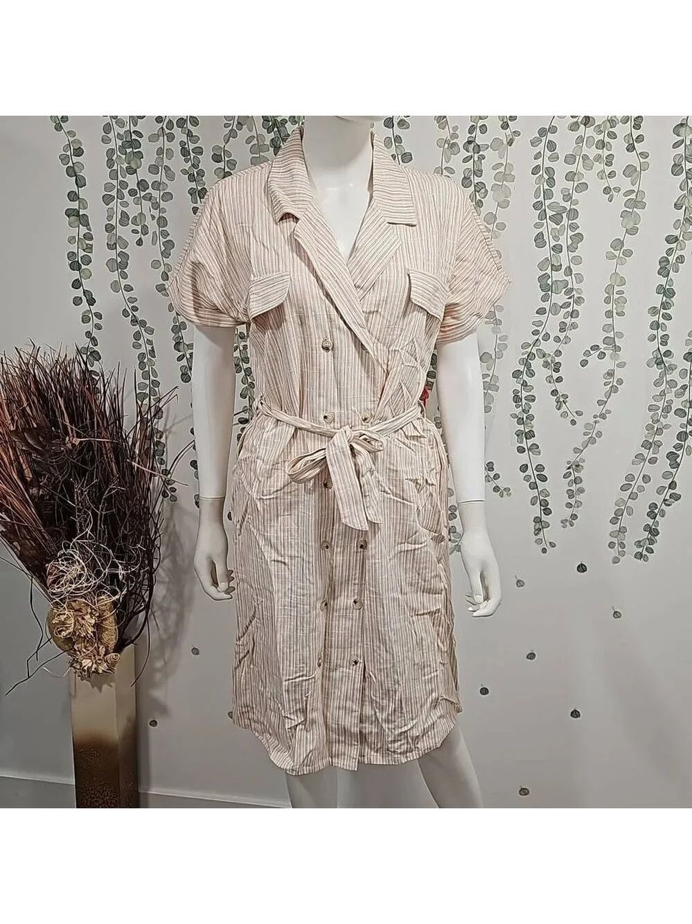 The good jane spring break Jackie linen striped tan dress in ivory/brick stripe - Picture 2 of 10